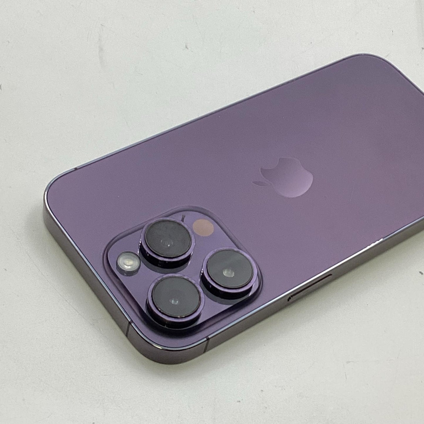 【全額返金保証】【最速発送】Apple iPhone iPhone 14 Pro 128GB ディープパープル Softbank 動作確認済 79%