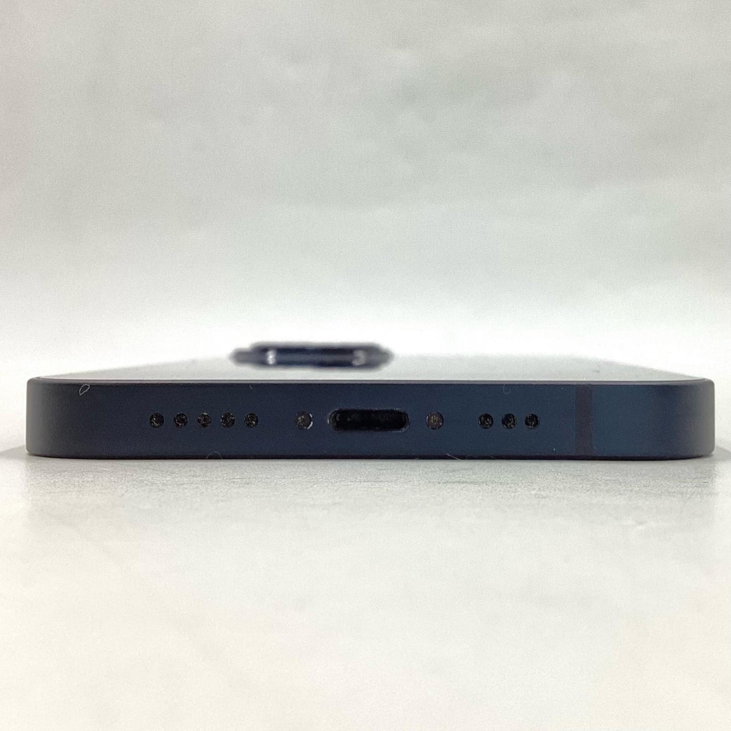 【全額返金保証】【最速発送】Apple iPhone iPhone 13 256GB ミッドナイト SIMフリー 白ロム 動作確認済 77%