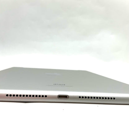 【最速発送】Apple iPad iPad 10.2インチ 第9世代 64GB シルバー au 白ロム【難有】