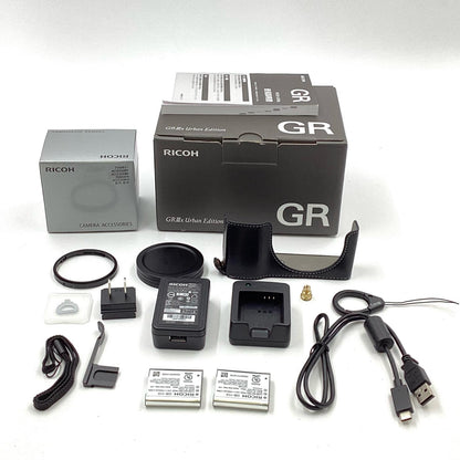 【全額返金保証】【最速発送】RICOH コンパクトデジタルカメラ GR IIIx 超美品 動作確認済