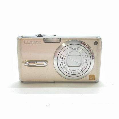 【全額返金保証】【最速発送】Panasonic コンパクトデジタルカメラ LUMIX DMC-FX07 動作確認済