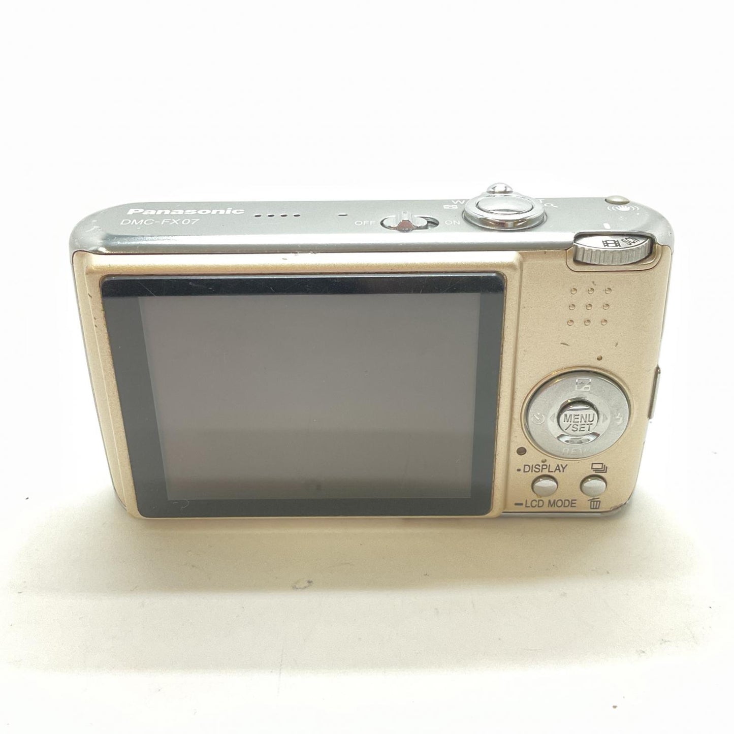 【全額返金保証】【最速発送】Panasonic コンパクトデジタルカメラ LUMIX DMC-FX07 動作確認済