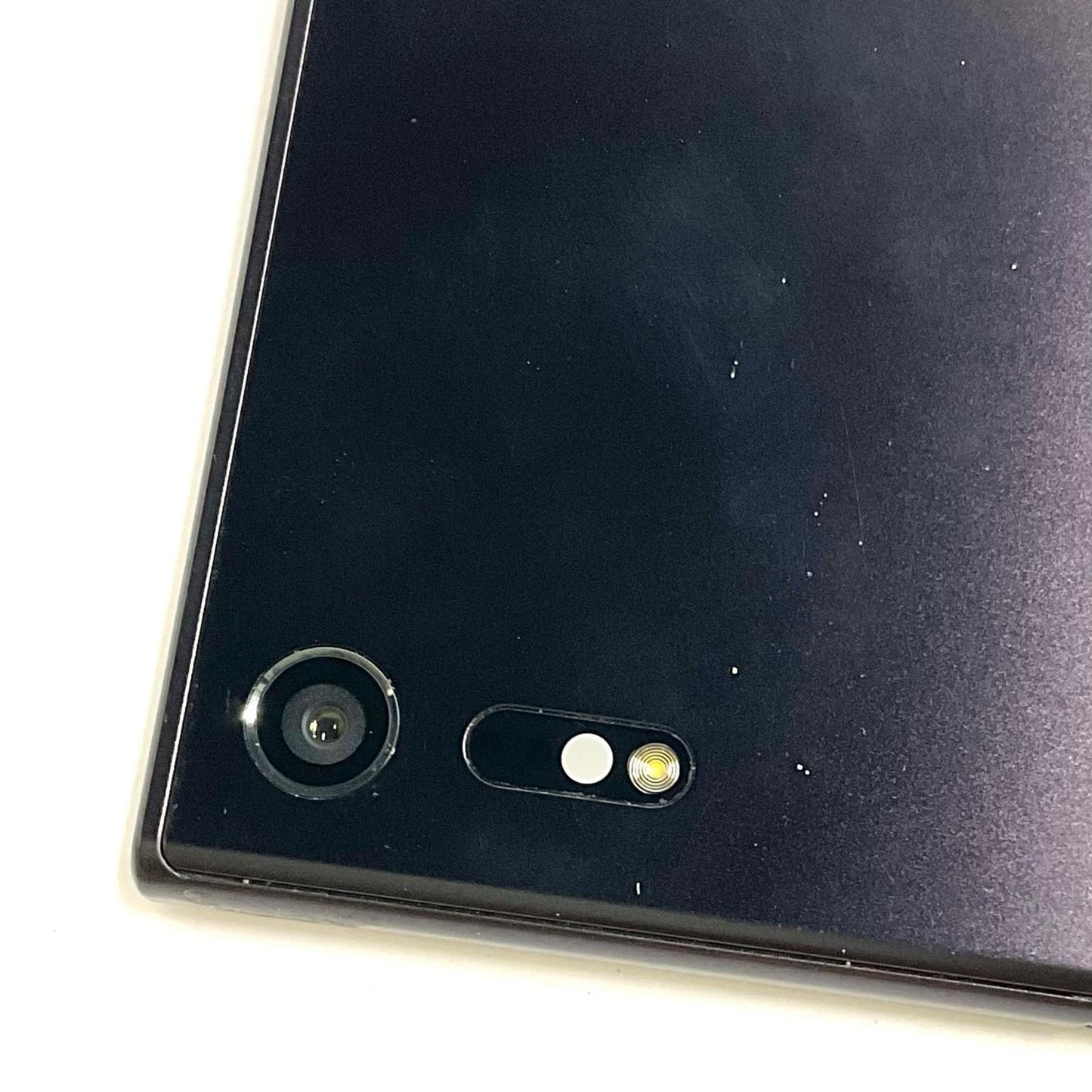 【全額返金保証】【最速発送】Sony Xperia XZ 32GB ネラルブラック docomo SO-01J 白ロム 動作確認済