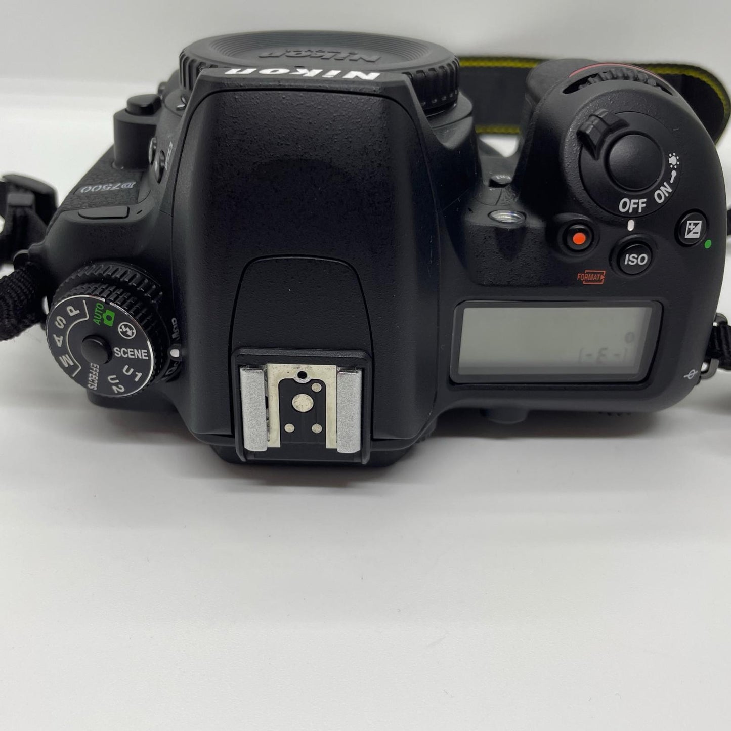 【全額返金保証】【最速発送】Nikon デジタル一眼 D7500 ボディ ブラック 美品 動作確認済