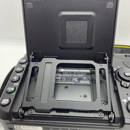 【全額返金保証】【最速発送】Nikon デジタル一眼 D7500 ボディ ブラック 美品 動作確認済