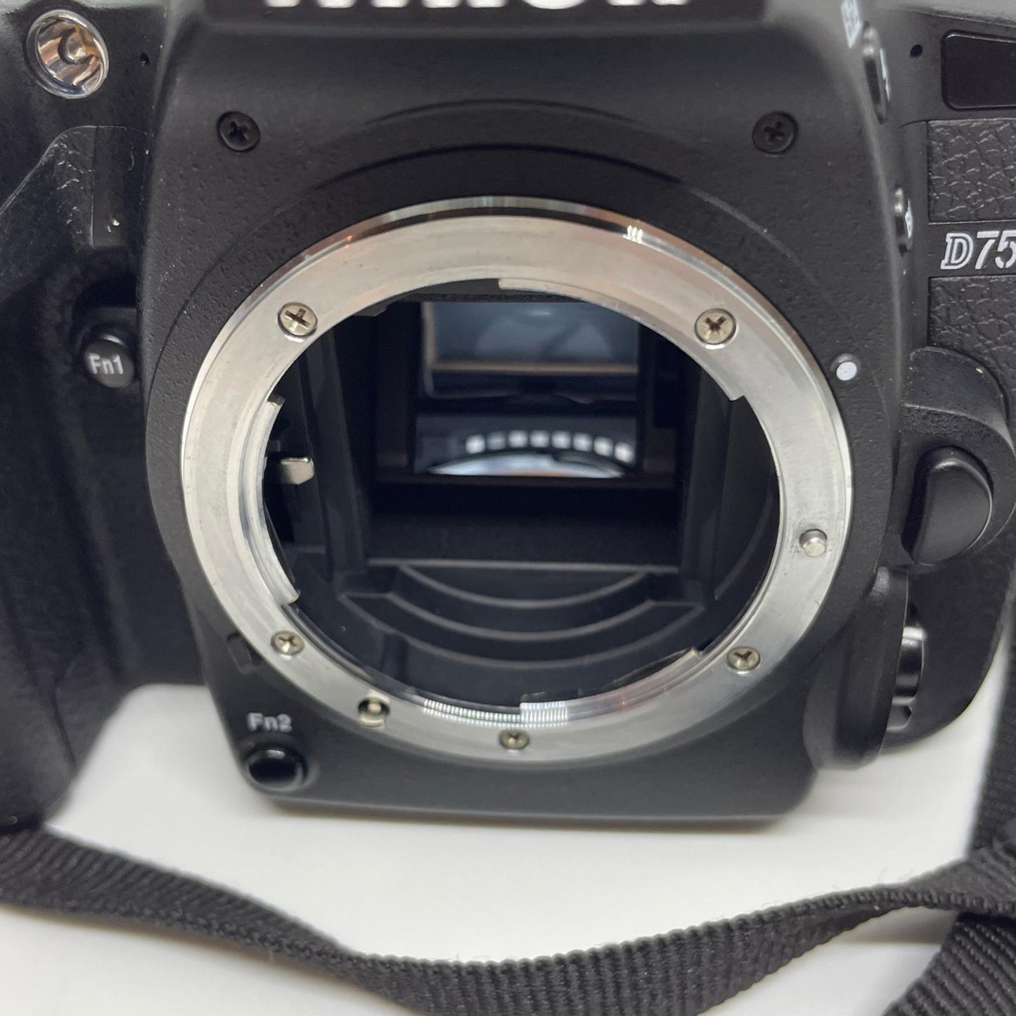 【全額返金保証】【最速発送】Nikon デジタル一眼 D7500 ボディ ブラック 美品 動作確認済