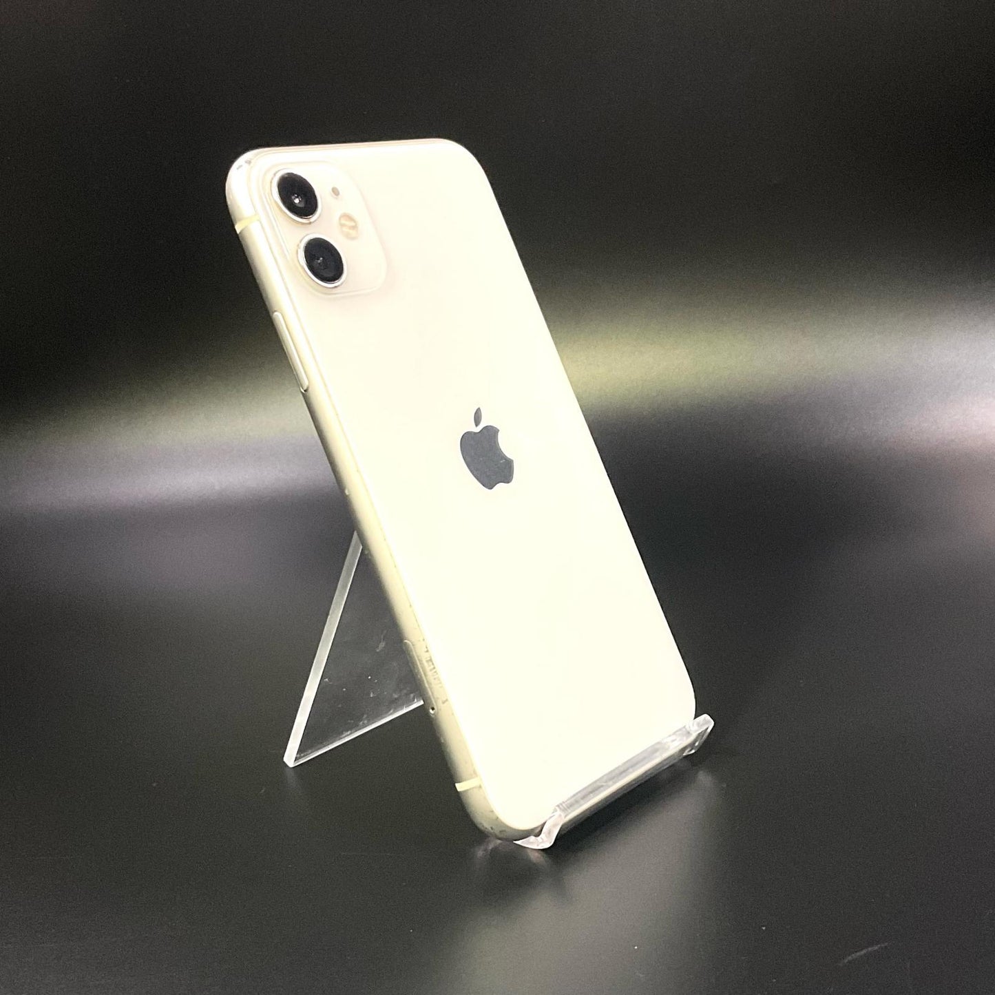 【全額返金保証】【最速発送】Apple iPhone iPhone 11 64GB ホワイト au 白ロム 動作確認済 74%