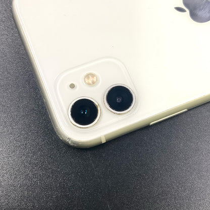 【全額返金保証】【最速発送】Apple iPhone iPhone 11 64GB ホワイト au 白ロム 動作確認済 74%
