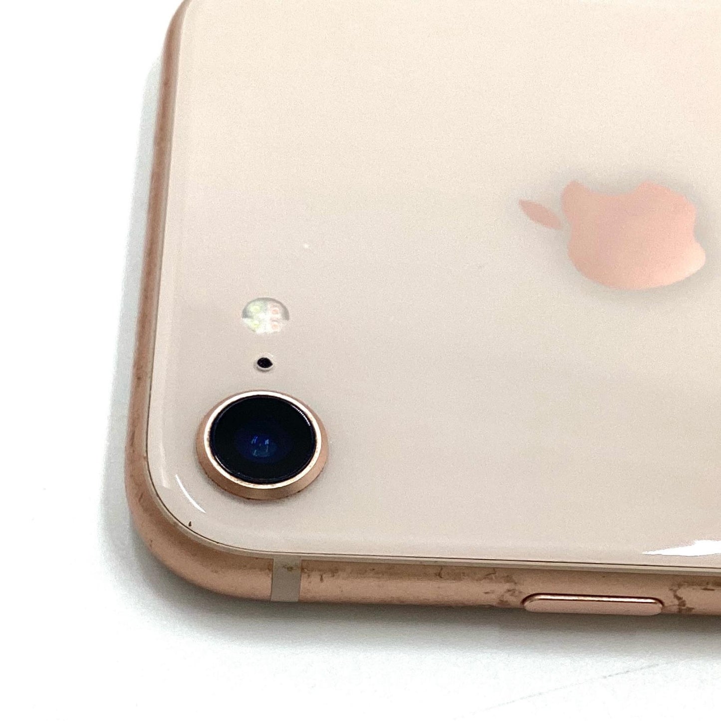 【全額返金保証】【最速発送】Apple iPhone iPhone 8 64GB ゴールド docomo 白ロム 動作確認済 76%