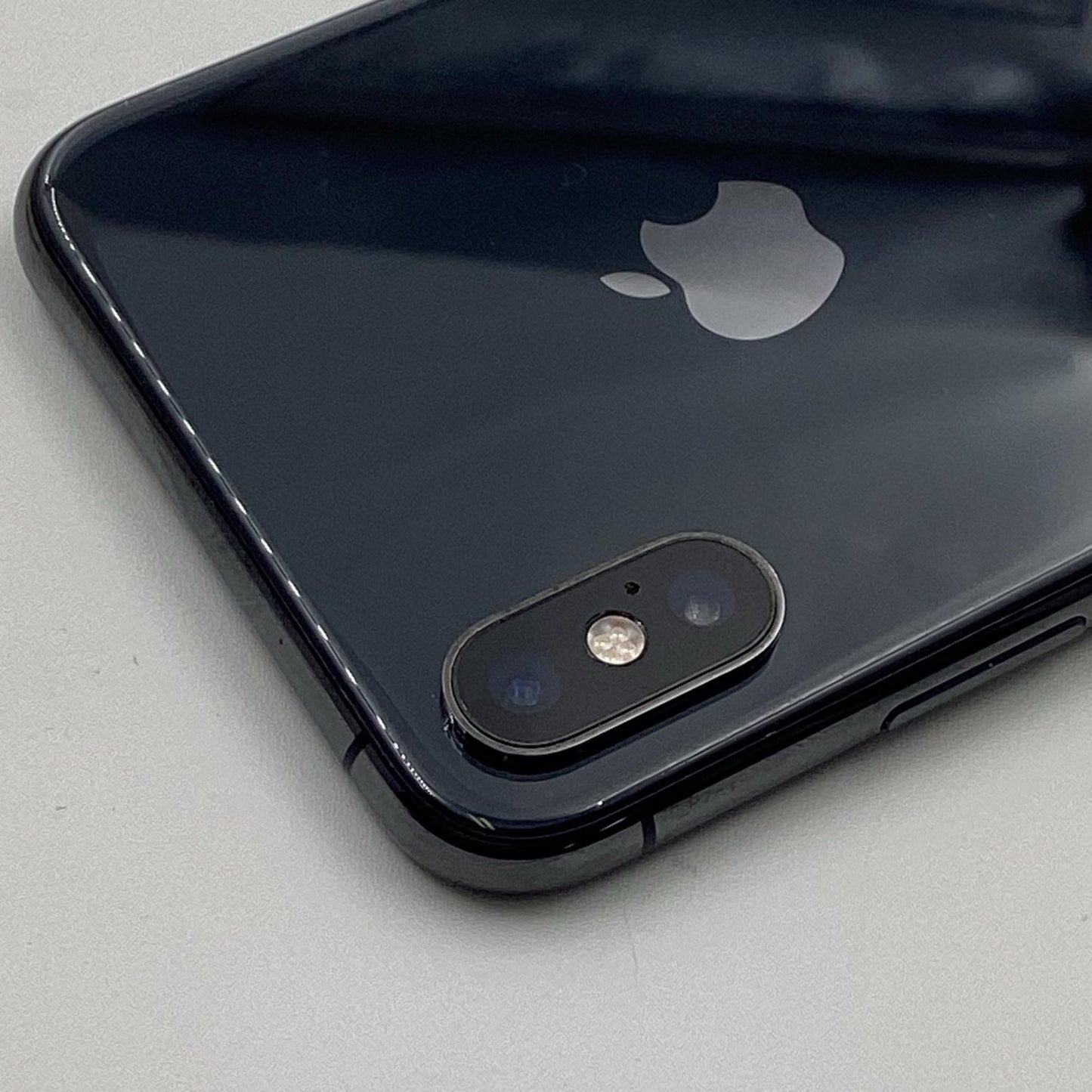 【最速発送】Apple iPhone iPhone XS 256GB スペースグレイ au 白ロム【難有】 75%