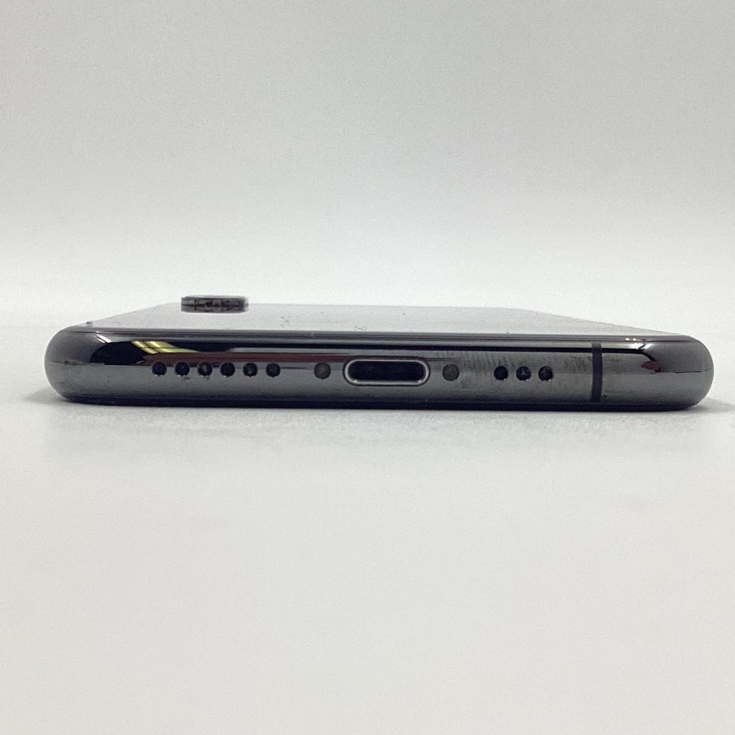 【最速発送】Apple iPhone iPhone XS 256GB スペースグレイ au 白ロム【難有】 75%