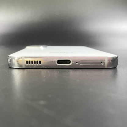 【全額返金保証】【最速発送】SAMSUNG Galaxy S22 256GB ファントムホワイト docomo SC-51C 動作確認済