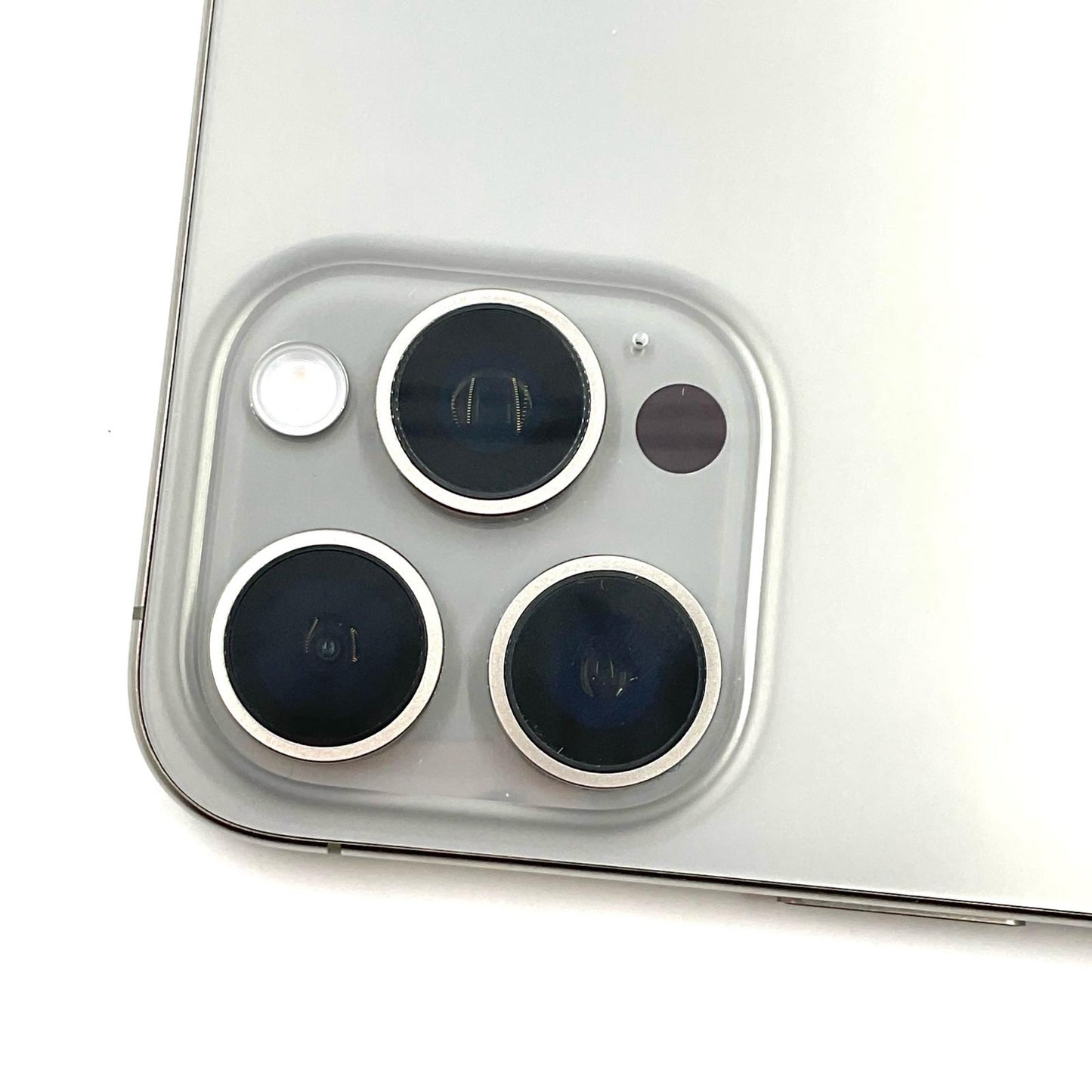 【全額返金保証】【最速発送】Apple iPhone iPhone 15 Pro Max 256GB ナチュラルチタニウム SIMフリー 動作確認済 84%