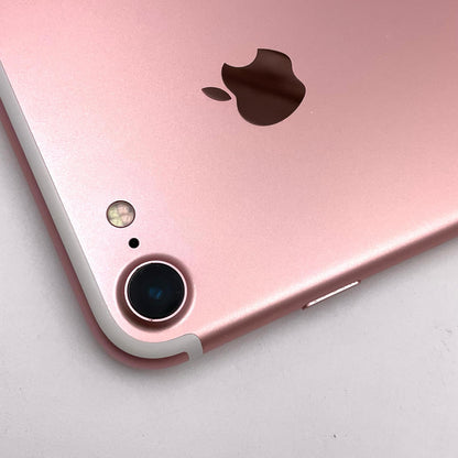 【全額返金保証】【最速発送】Apple iPhone iPhone 7 32GB ゴールド docomo SIMフリー 白ロム 動作確認済 82%