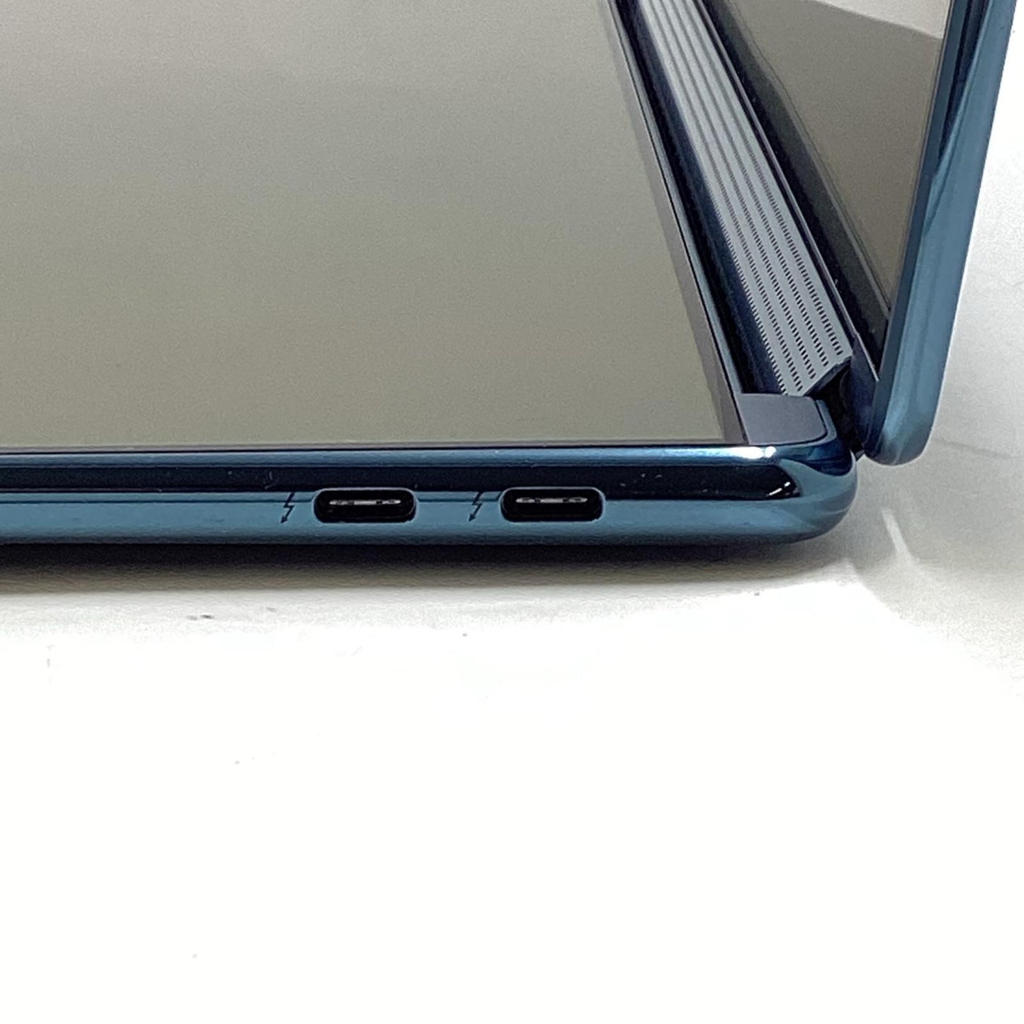【全額返金保証】【最速発送】Lenovo yogabook 9i bluetooth KB 8253B-00 Intel Core Ultra7 155U 16GB M.2 SSD 1TB 95% 動作確認済