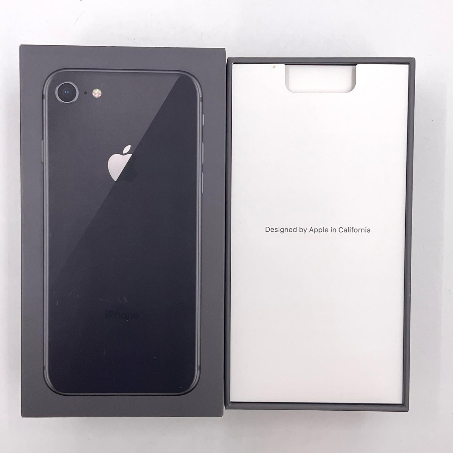 【最速発送】Apple iPhone iPhone 8 64GB スペースグレイ docomo 白ロム【難有】 79%