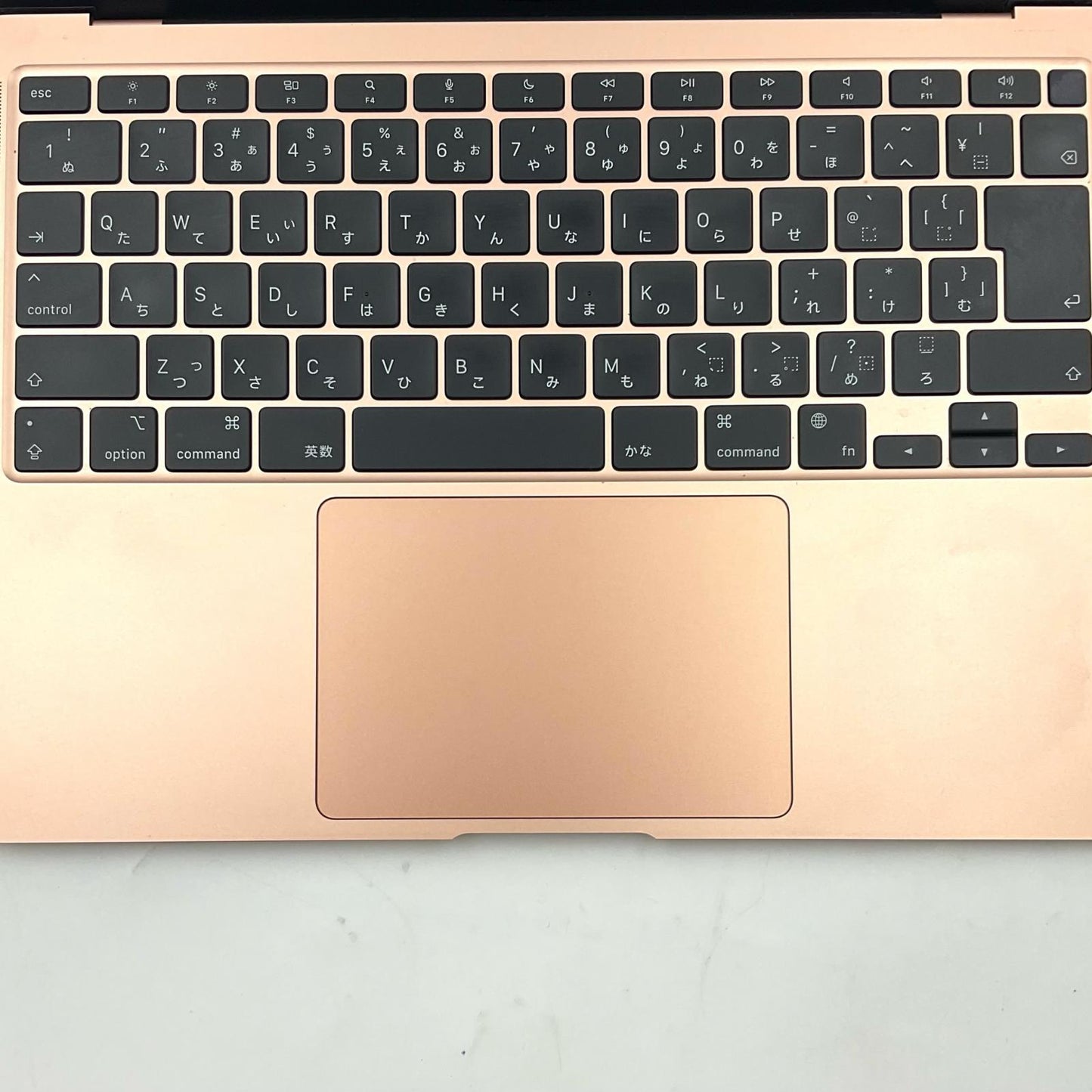 【全額返金保証】【最速発送】Apple MacBook Air 13.3インチ 2020 Apple M1 8GB SSD 256GB ゴールド 89.9% 動作確認済