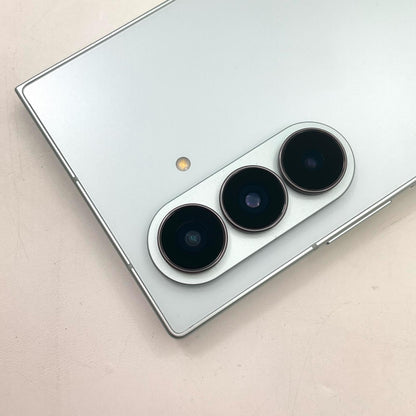 【全額返金保証】【最速発送】SAMSUNG Galaxy Z Fold7 256GB グリーン SIMフリー SM-F966Q 白ロム 動作確認済