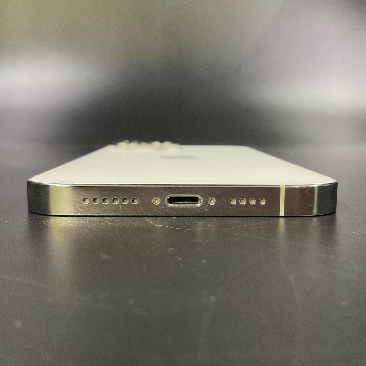 【全額返金保証】【最速発送】Apple iPhone iPhone 13 Pro Max 256GB シルバー Softbank SIMフリー 動作確認済 84%