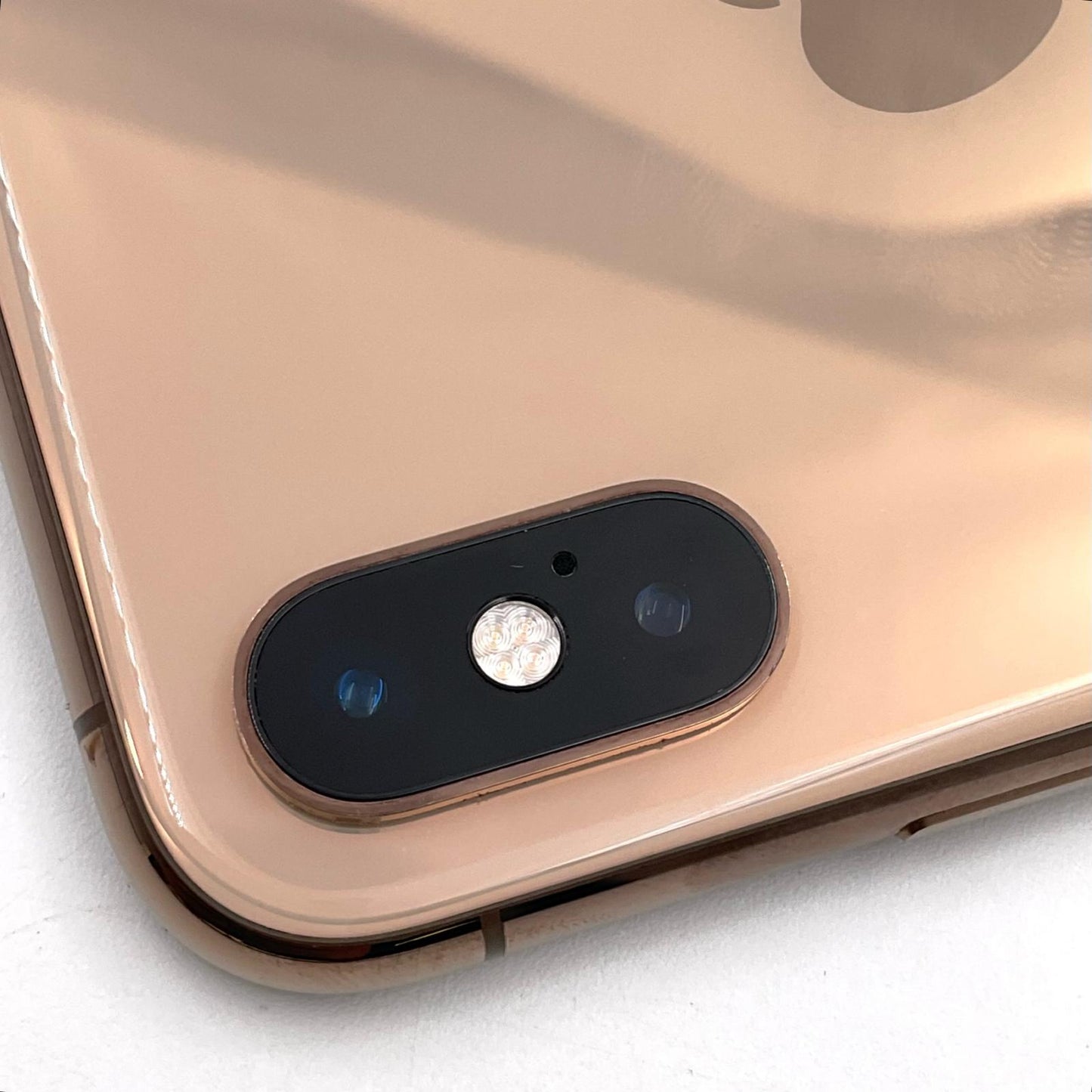 【全額返金保証】【最速発送】Apple iPhone iPhone XS Max 256GB ゴールド au 白ロム 動作確認済 97%