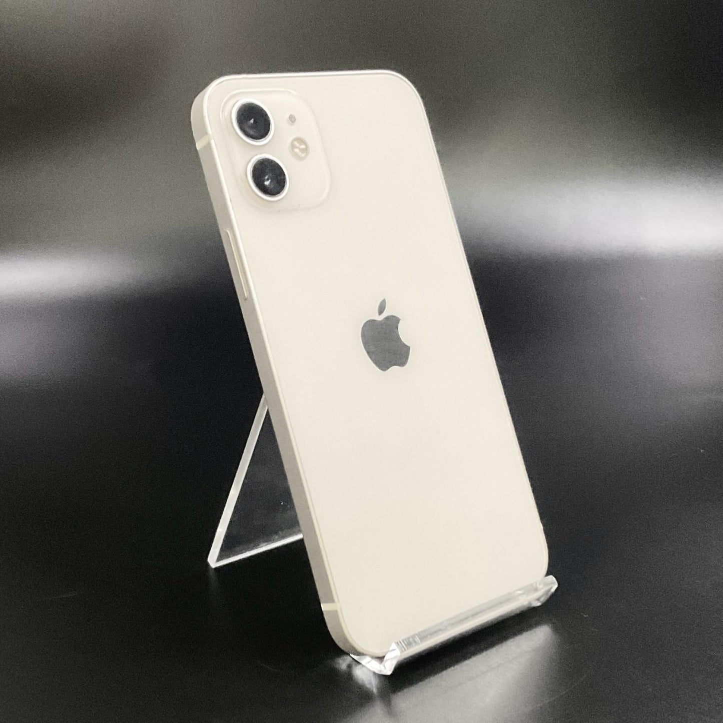 【全額返金保証】【最速発送】Apple iPhone iPhone 12 128GB ホワイト docomo 白ロム 動作確認済 69%