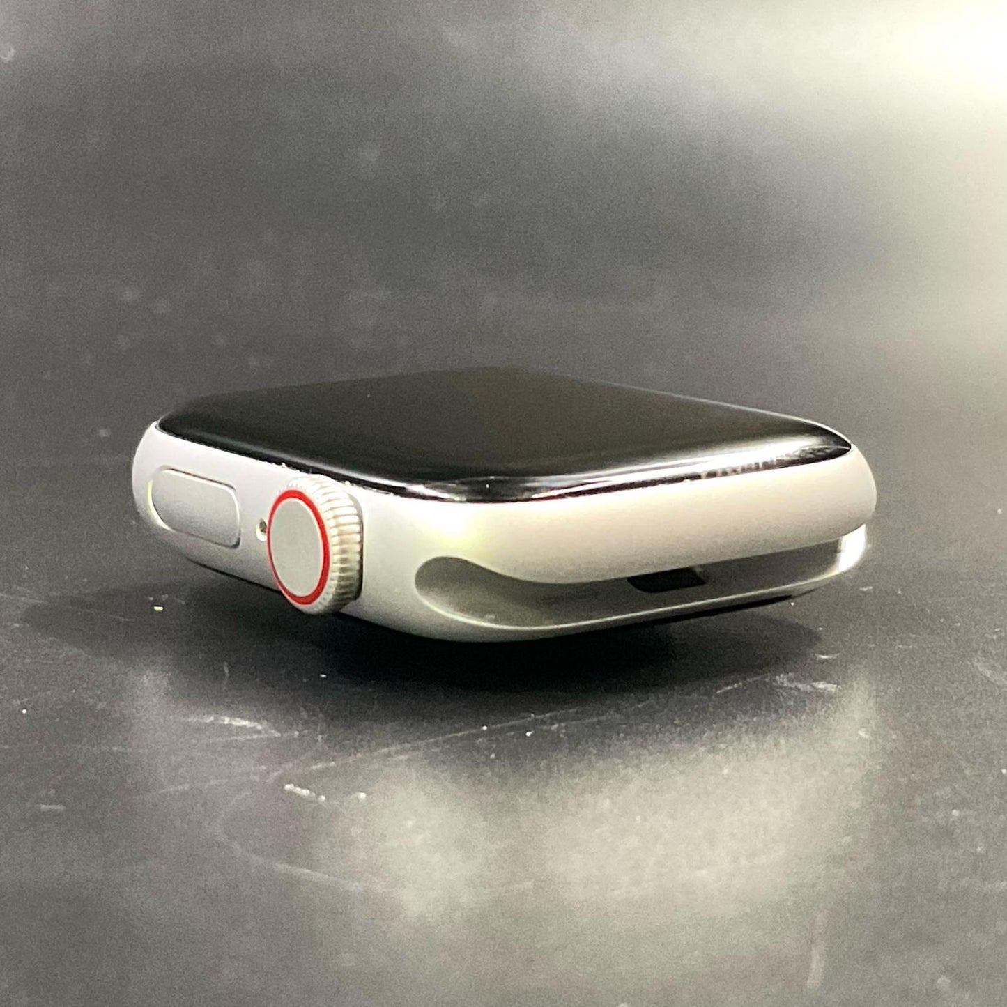 【全額返金保証】【最速発送】Apple Watch SE アルミニウム 40mm GPS+Cellular 白ロム 100% 美品 動作確認済