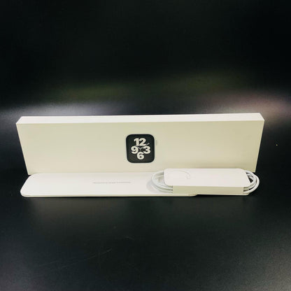 【全額返金保証】【最速発送】Apple Watch SE アルミニウム 40mm GPS+Cellular 白ロム 100% 美品 動作確認済