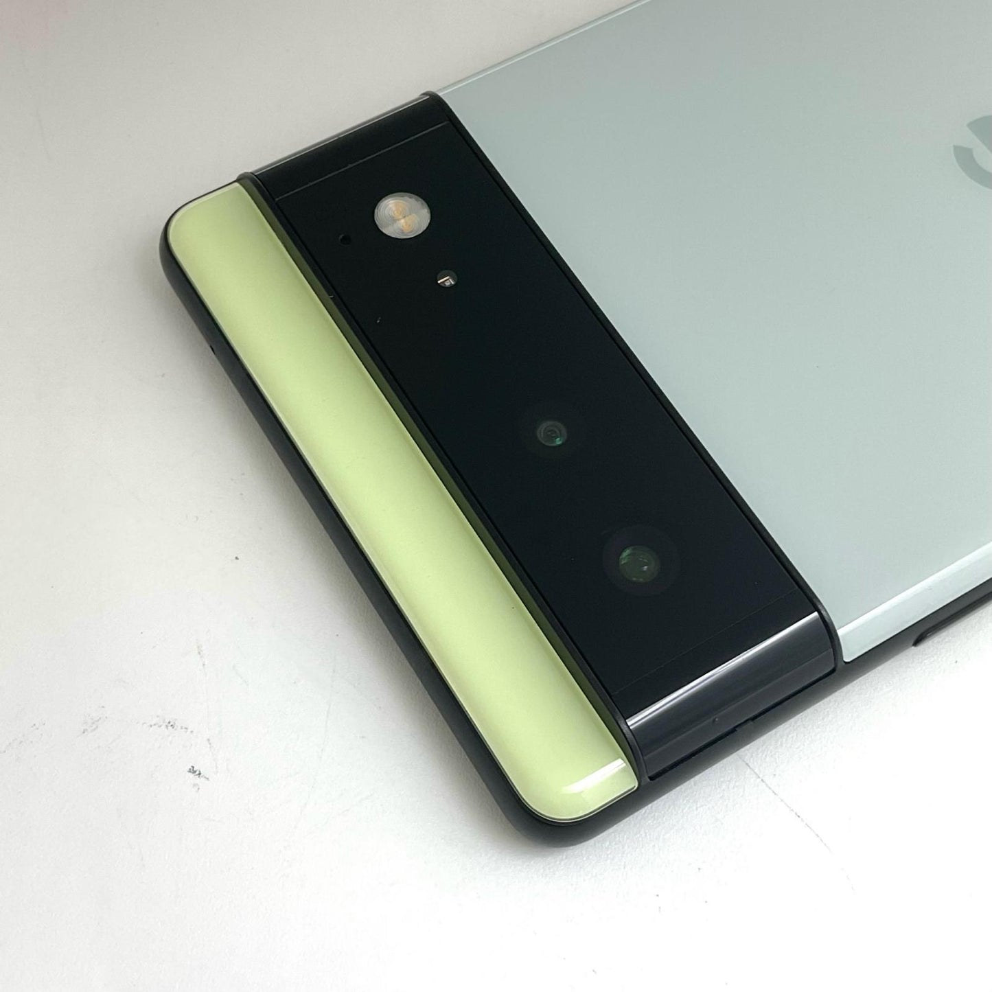 【全額返金保証】【最速発送】Google Pixel 6 256GB Sorta Seaform SIMフリー 白ロム 美品 動作確認済