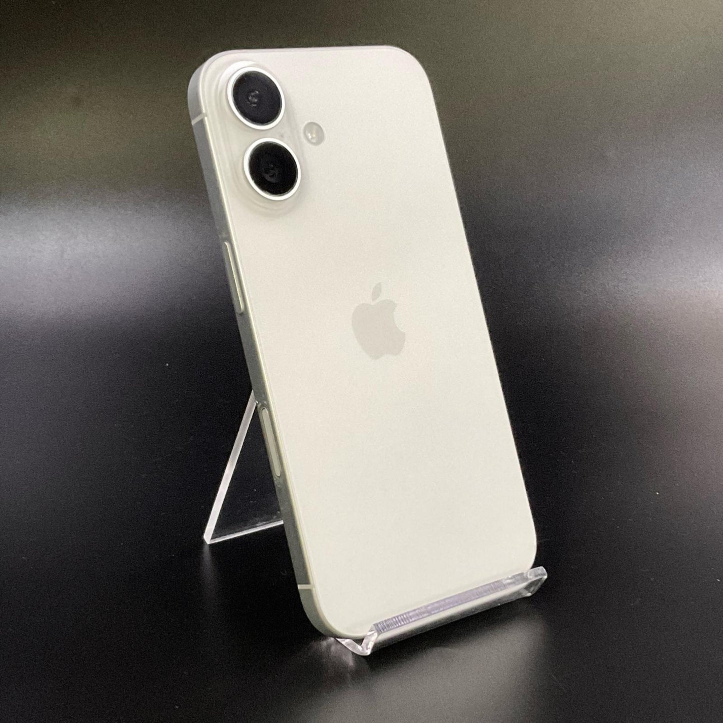 【全額返金保証】【最速発送】Apple iPhone iPhone 16 256GB ホワイト Softbank SIMフリー 動作確認済 93%