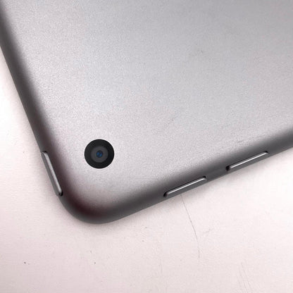 【全額返金保証】【最速発送】Apple iPad iPad 9.7インチ 第6世代 128GB スペースグレイ Wi-Fi 動作確認済