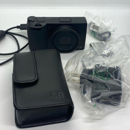【全額返金保証】【最速発送】RICOH コンパクトデジタルカメラ RICOH GR IIIx 超美品 動作確認済