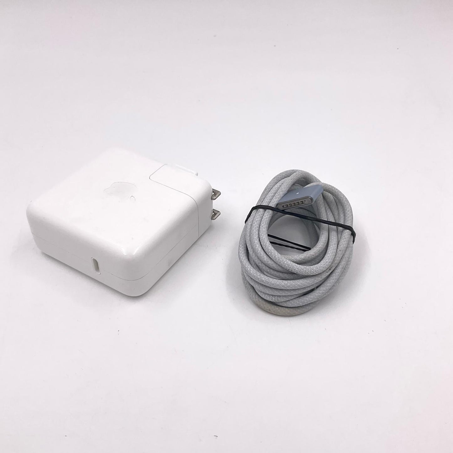 【全額返金保証】【最速発送】Apple MacBook Air 15インチ 2024 Apple M4 16GB SSD 256GB スカイブルー 98% 動作確認済