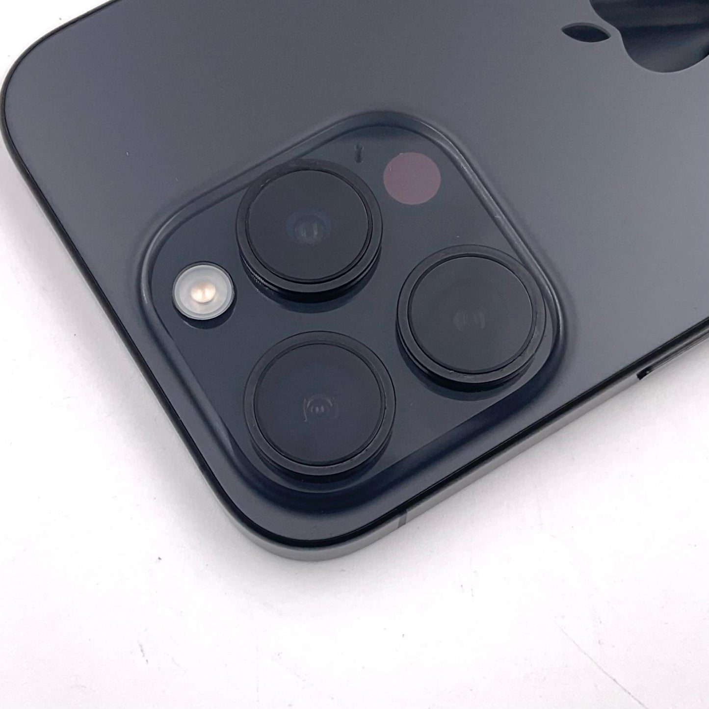 【全額返金保証】【最速発送】Apple iPhone iPhone 15 Pro 256GB ブラックチタニウム SIMフリー 白ロム 動作確認済 88%