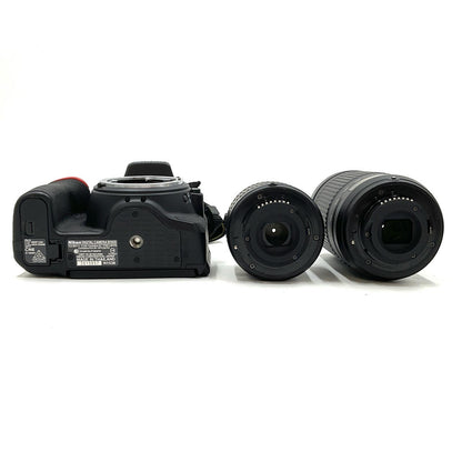 【全額返金保証】【最速発送】Nikon デジタル一眼 D5600 ダブルズームキット ブラック 美品 動作確認済