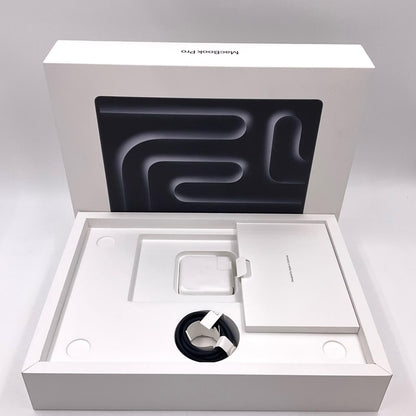 【全額返金保証】【最速発送】Apple MacBook Pro 14インチ 2024 Apple M4 16GB SSD 1TB スペースブラック 100% 美品 動作確認済