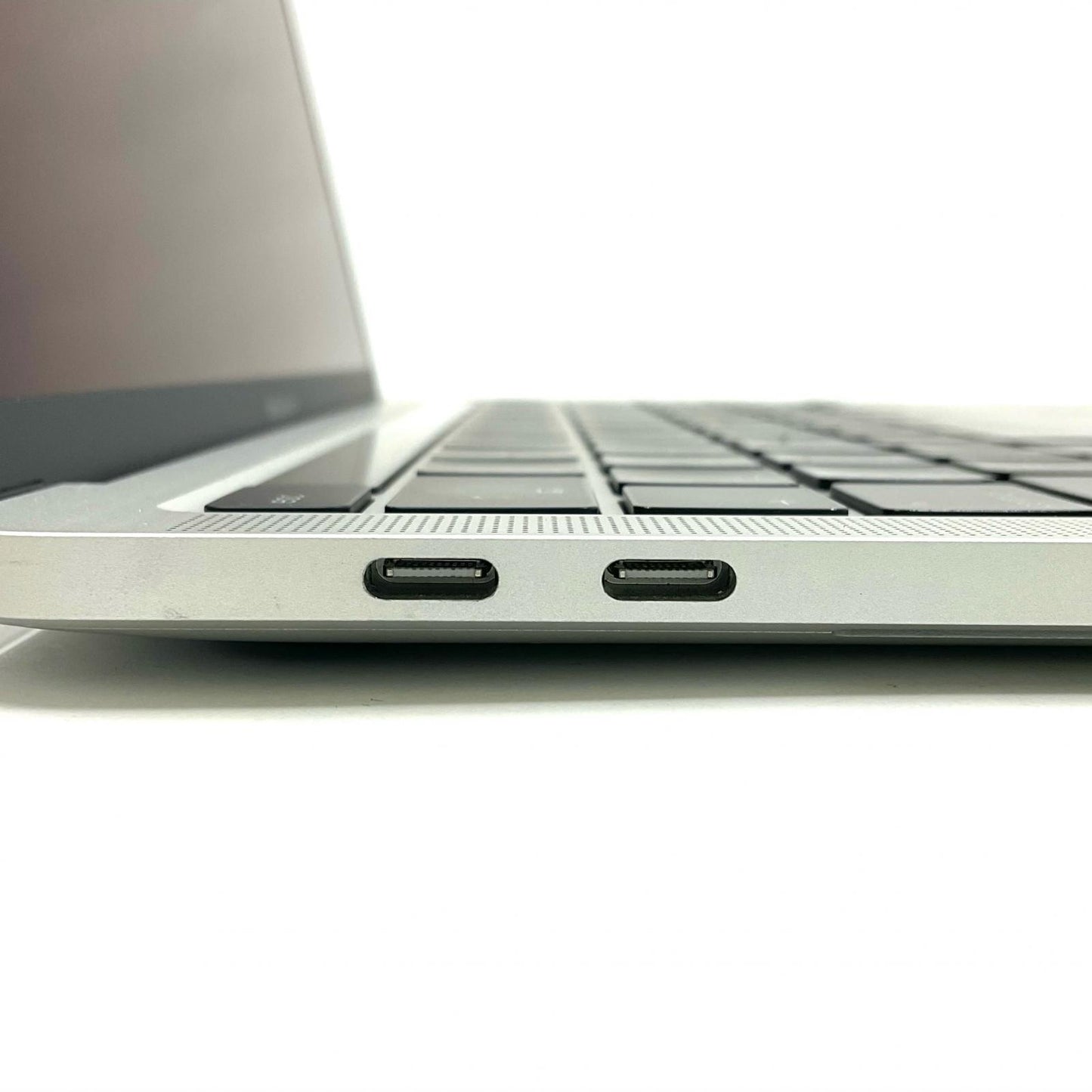 【全額返金保証】【最速発送】Apple MacBook Pro 13.3インチ 2020 2GHz クアッドコアIntel Core i5 16GB SSD 512GB シルバー 動作確認済