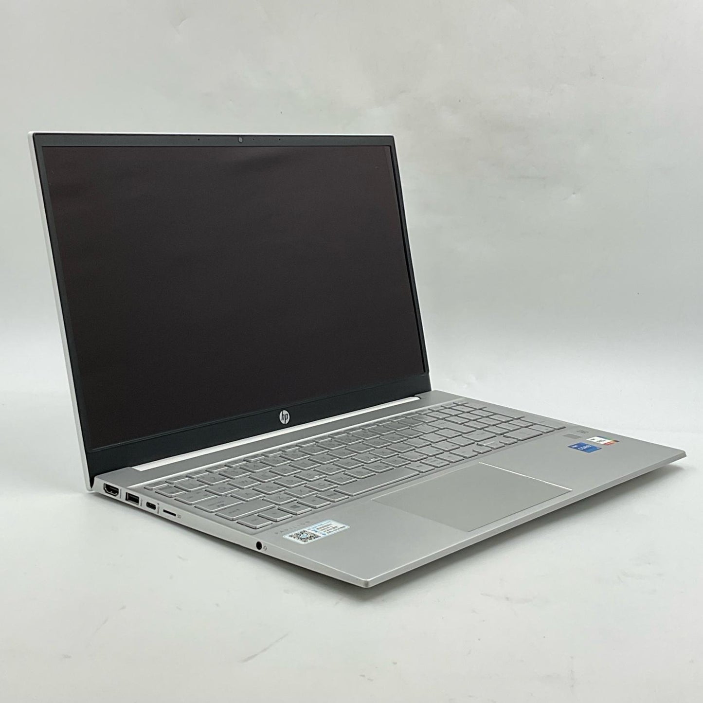 【全額返金保証】【最速発送】HP HP Pavilion Laptop 15-eg0084TU 11th Gen Intel Core i5-1135G7 16GB M.2 SSD 512GB 100% 動作確認済