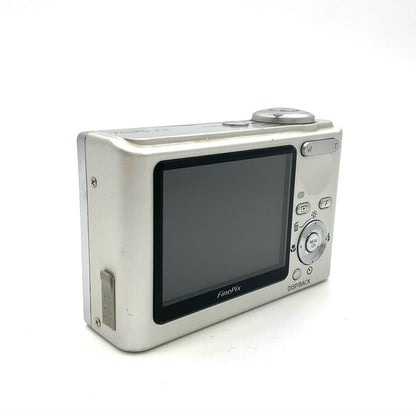 【全額返金保証】【最速発送】FUJIFILM コンパクトデジタルカメラ FinePix F10 動作確認済