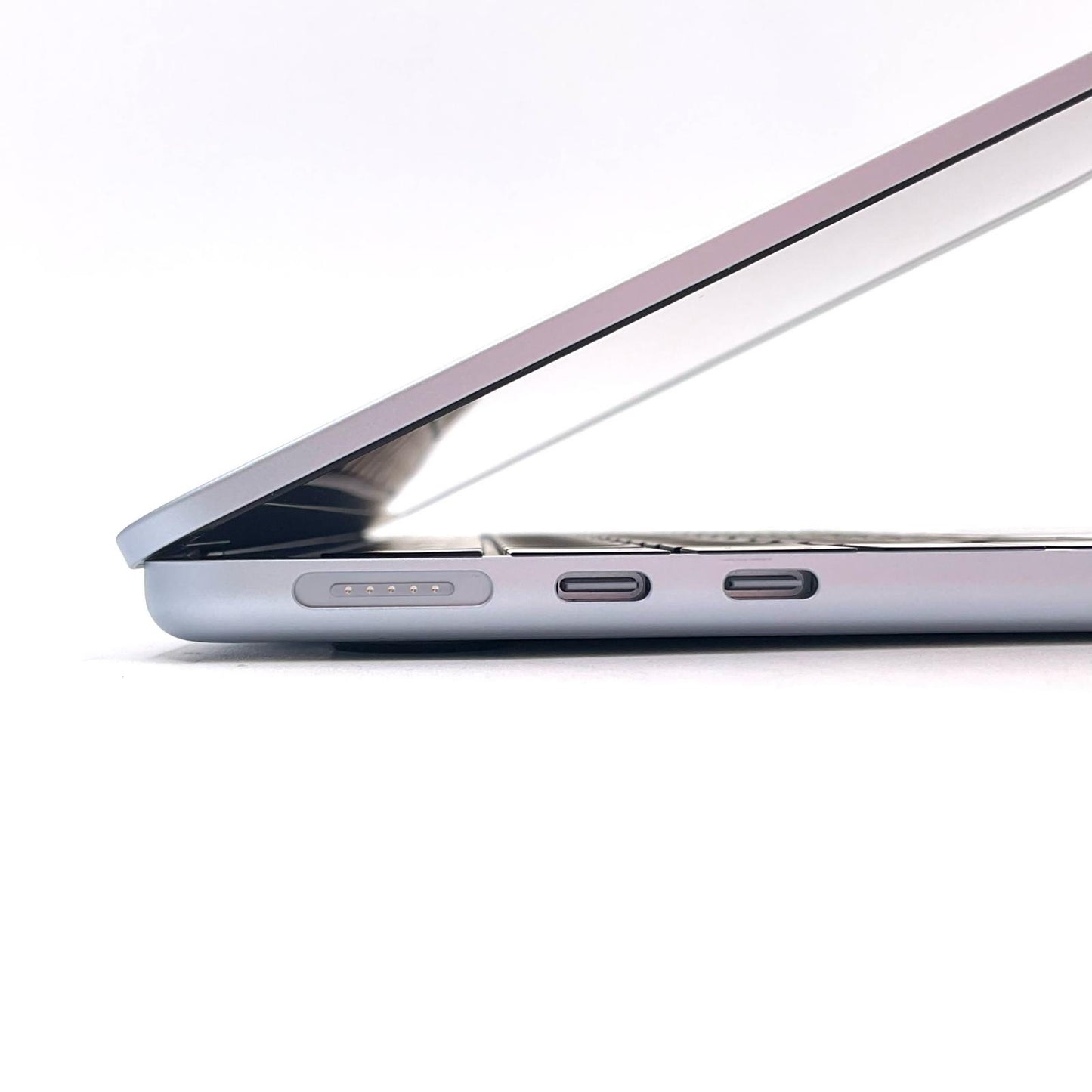【全額返金保証】【最速発送】Apple MacBook Air 13インチ 2025 M4 16GB SSD 256GB スカイブルー 100% 超美品 動作確認済