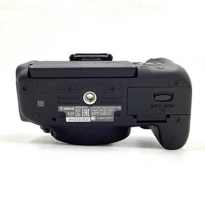 【全額返金保証】【最速発送】Canon デジタル一眼 EOS Kiss X8i EF-S18-55 IS STM レンズキット ブラック 美品 動作確認済