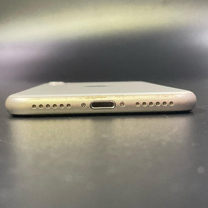 【全額返金保証】【最速発送】Apple iPhone iPhone SE（第3世代） 128GB スターライト SIMフリー 白ロム 動作確認済 82%