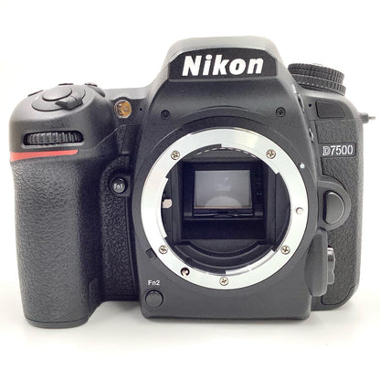 【全額返金保証】【最速発送】Nikon デジタル一眼 D7500 ボディ ブラック 美品 動作確認済