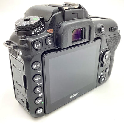【全額返金保証】【最速発送】Nikon デジタル一眼 D7500 ボディ ブラック 美品 動作確認済