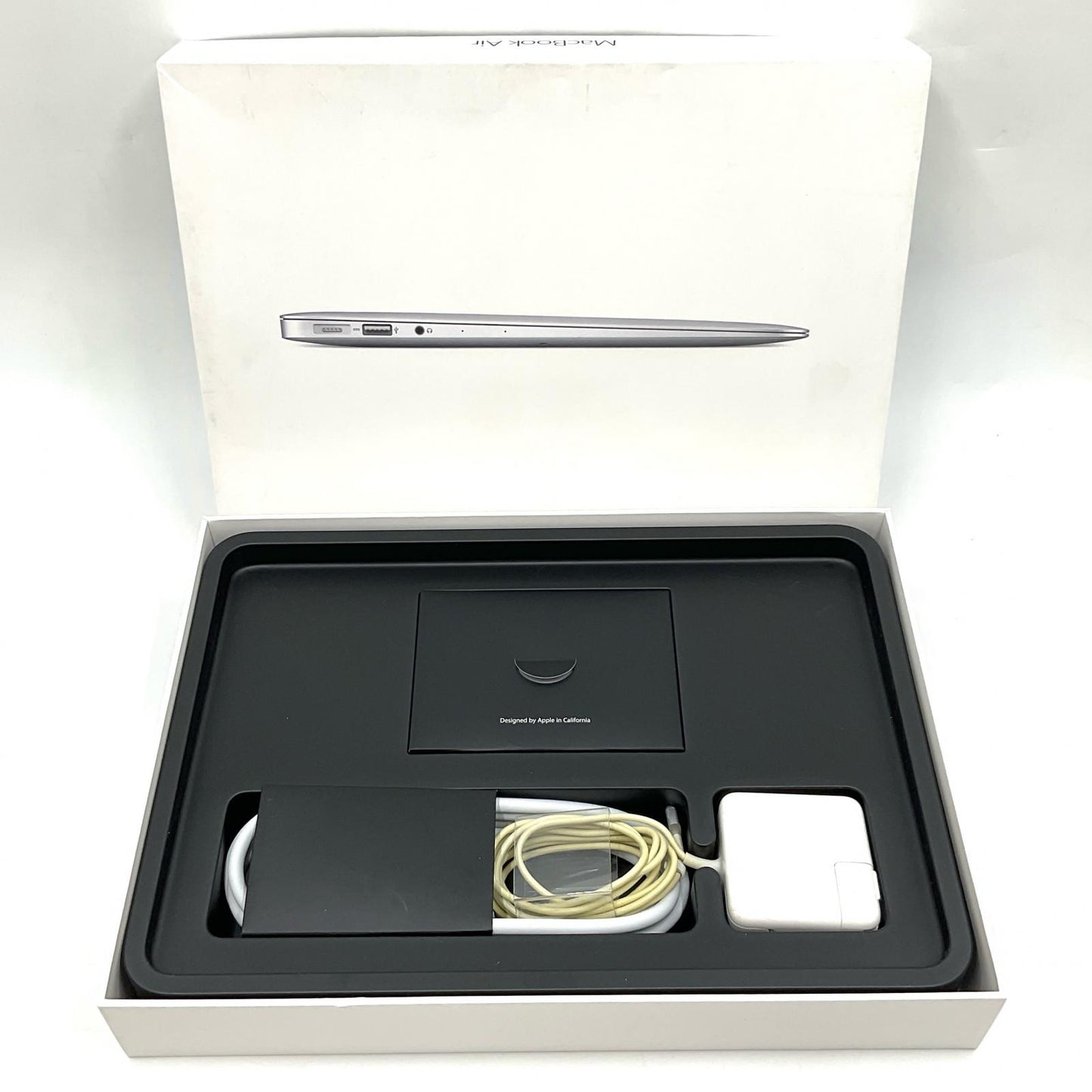 【全額返金保証】【最速発送】Apple MacBook Air 13インチ 2015 1.6GHz Intel Core i5 8GB SSD 256GB シルバー 動作確認済