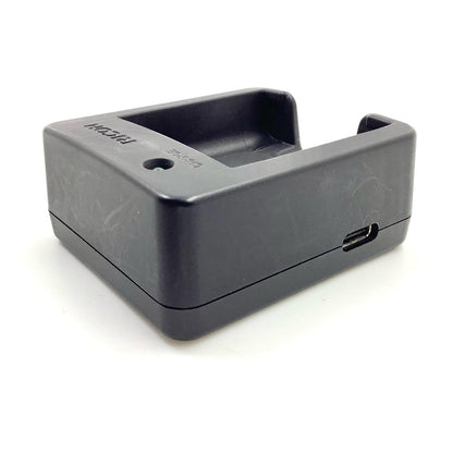 【全額返金保証】【最速発送】RICOH RICOH バッテリー充電器 BJ-11＋充電式バッテリー DB-110 美品 動作確認済