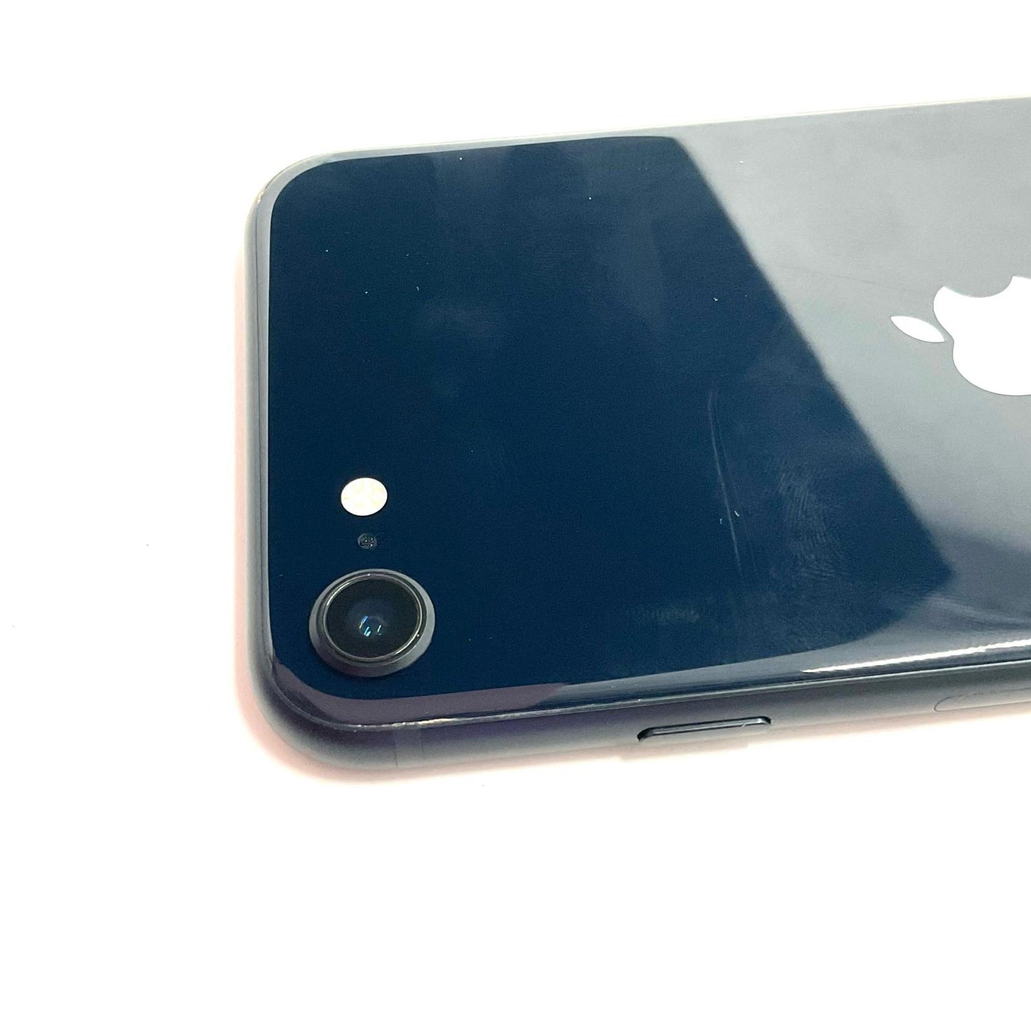 【全額返金保証】【最速発送】Apple iPhone iPhone SE（第3世代） 64GB ミッドナイト docomo 美品 動作確認済 97%