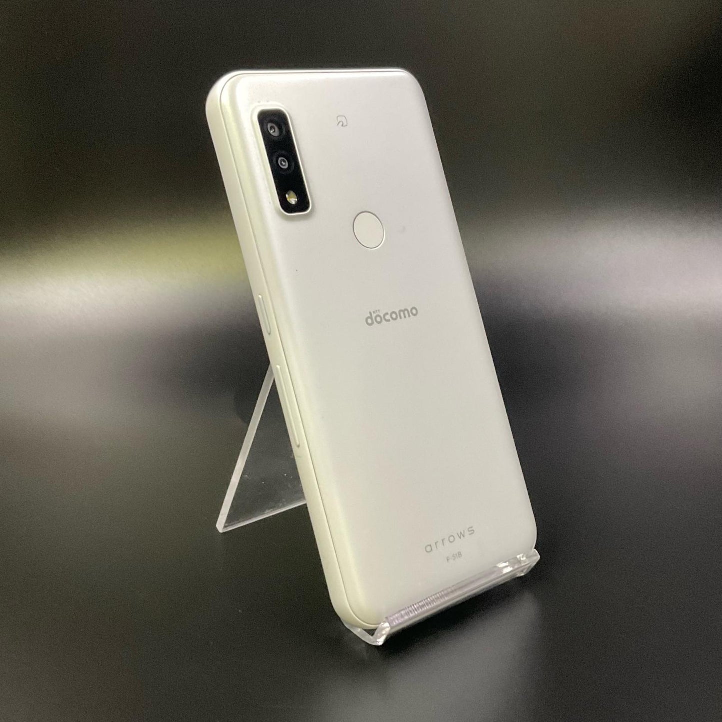 【全額返金保証】【最速発送】富士通 arrows We 64GB ホワイト docomo F-51B 白ロム 動作確認済