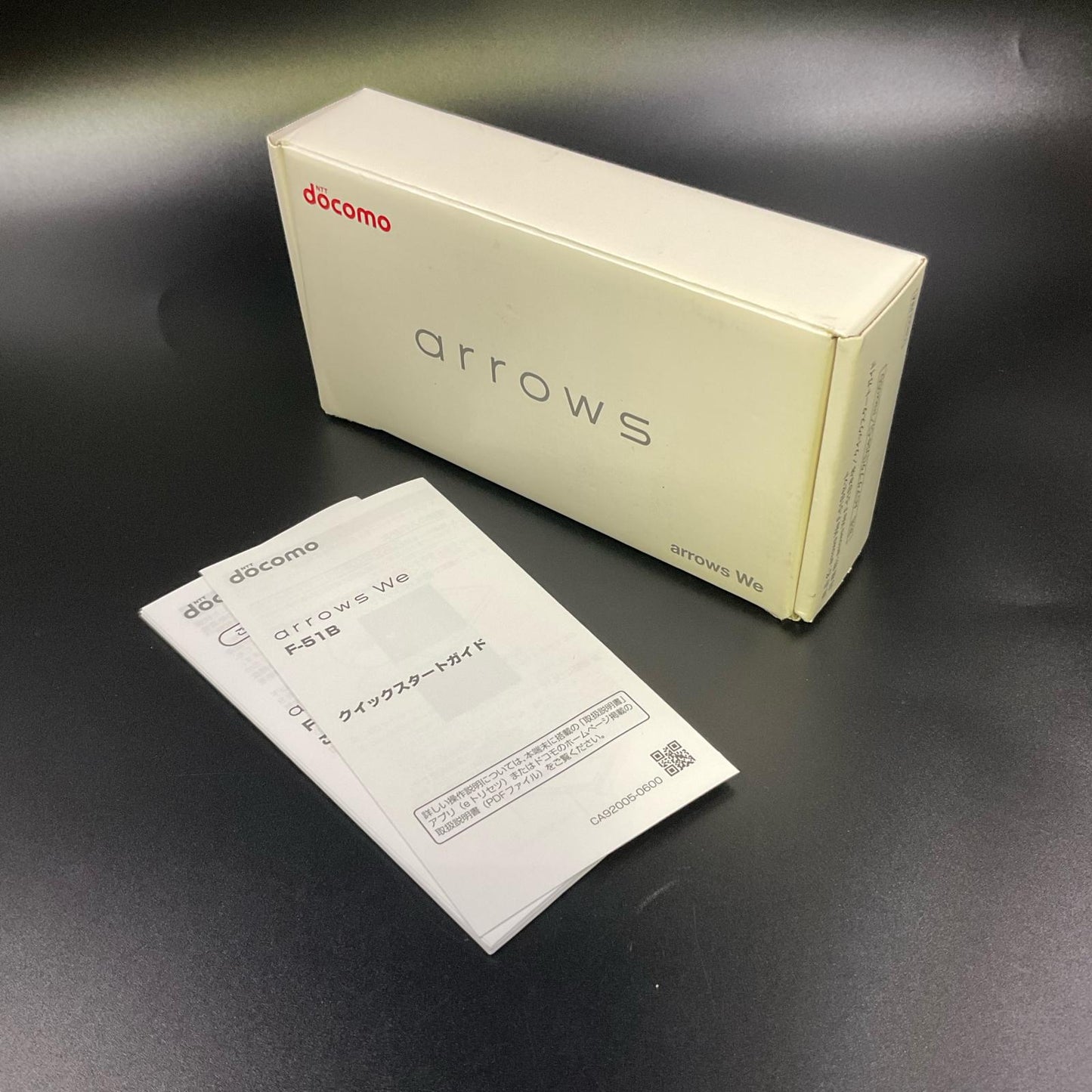 【全額返金保証】【最速発送】富士通 arrows We 64GB ホワイト docomo F-51B 白ロム 動作確認済