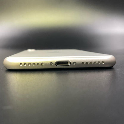 【全額返金保証】【最速発送】Apple iPhone iPhone SE（第3世代） 64GB スターライト Softbank 美品 動作確認済 85%