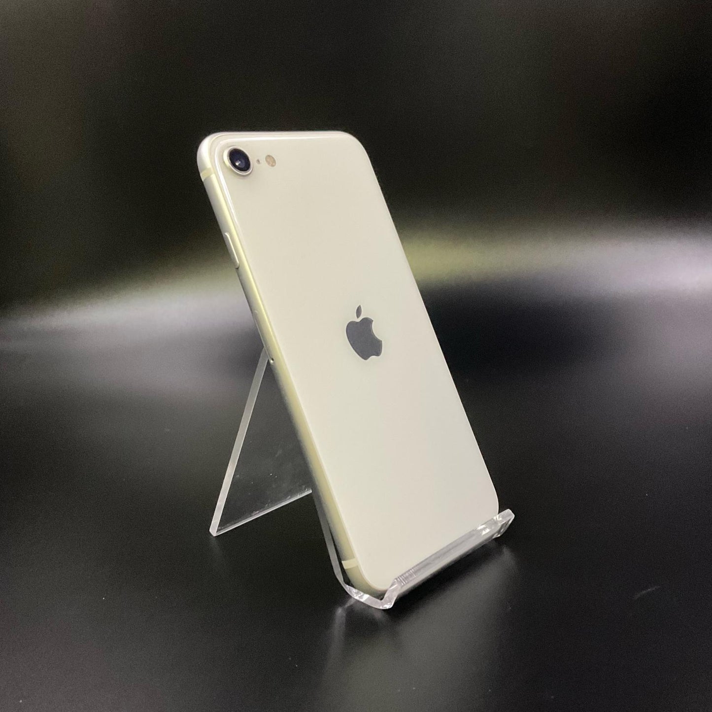 【全額返金保証】【最速発送】Apple iPhone iPhone SE（第2世代） 64GB ホワイト Softbank 白ロム 動作確認済 74%